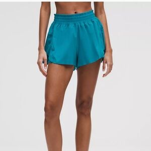 Lululemon Shake It Out High-Rise Running Short 2.5"